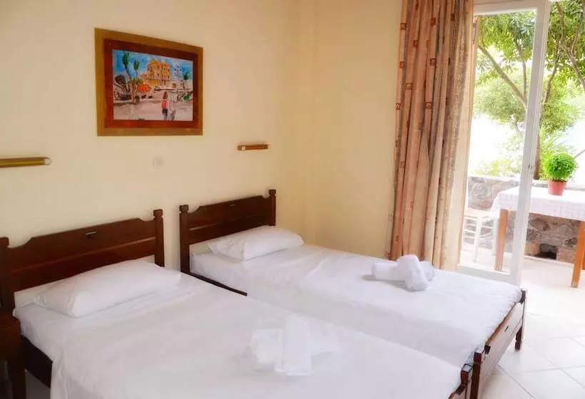 ホテル Vagia Beach Apartments