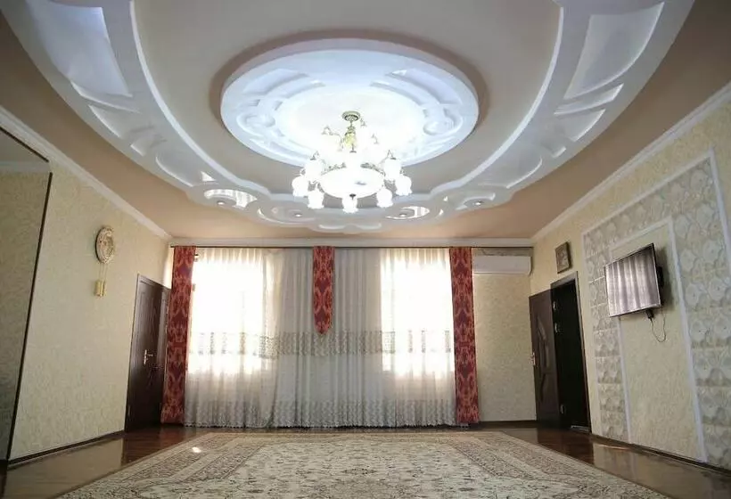 ホテル Xonsaroy B&b