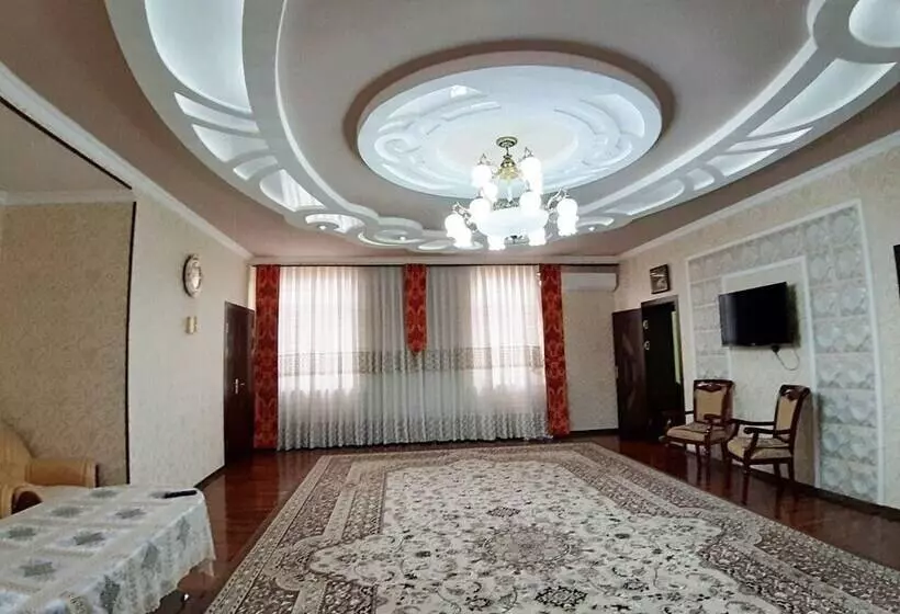 ホテル Xonsaroy B&b