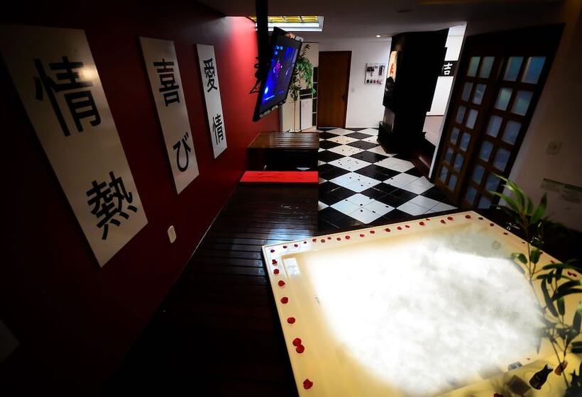 Motel Paradiso Fantasy   Adults Only