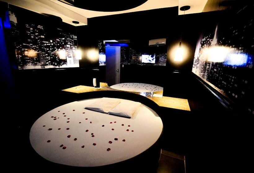 Motel Paradiso Fantasy   Adults Only