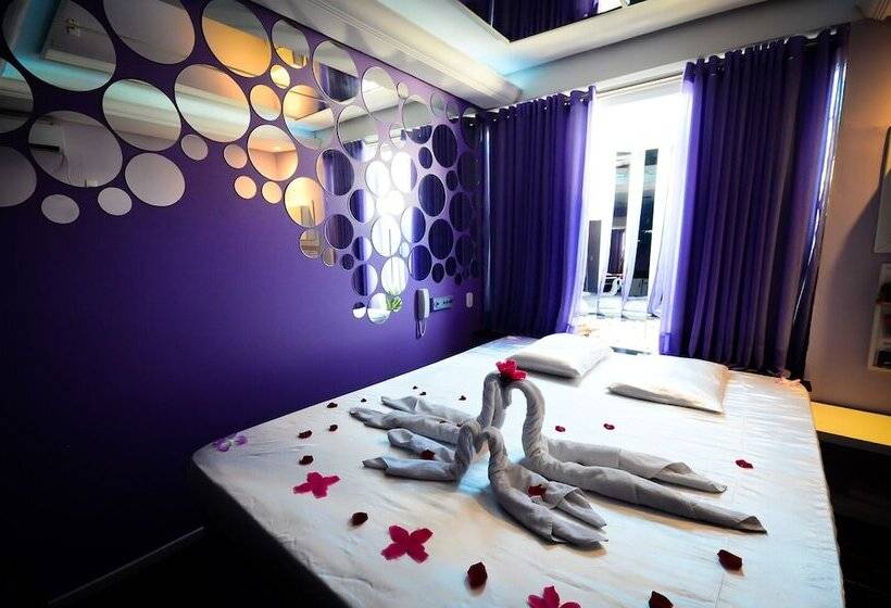 Motel Paradiso Fantasy   Adults Only