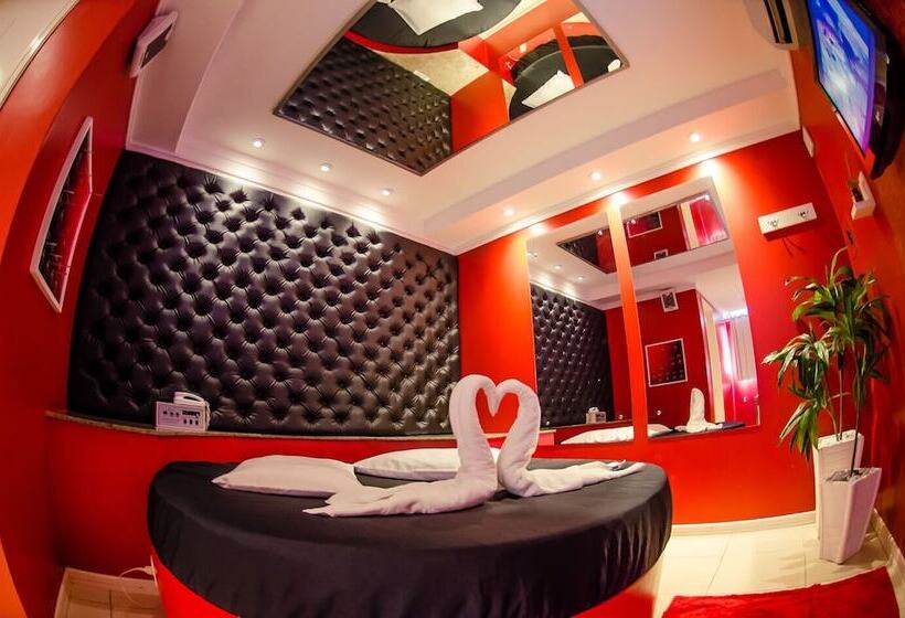 Motel Paradiso Fantasy   Adults Only