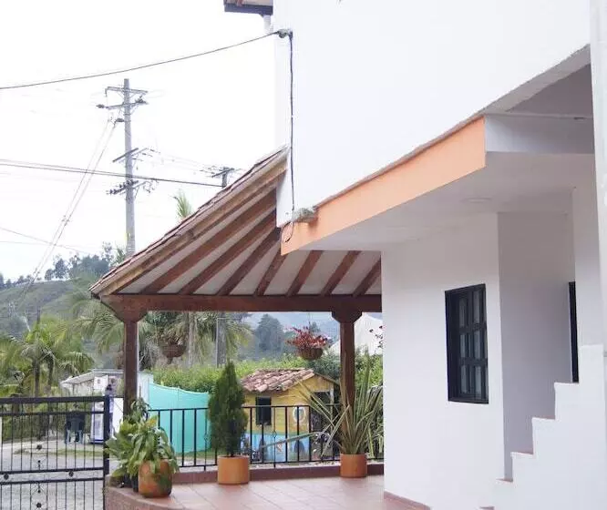 ペンション Balcones De La Casona Hostel