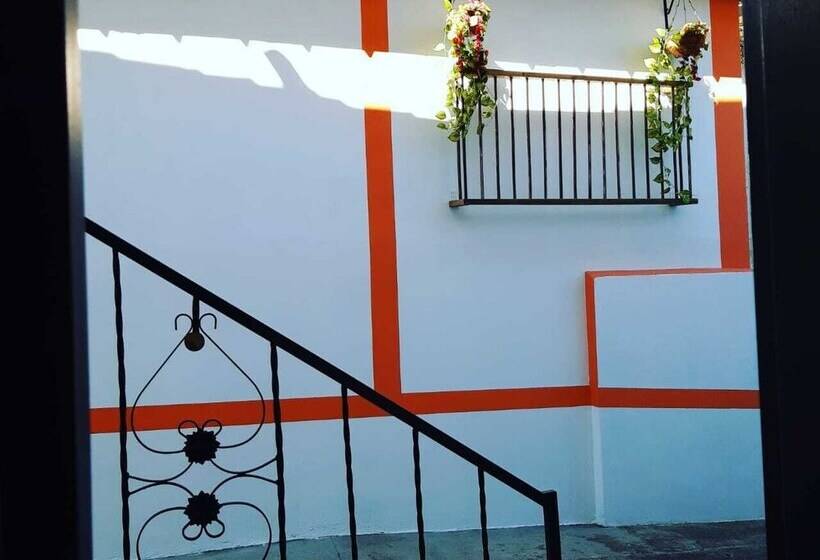 پانسیون Balcones De La Casona Hostel