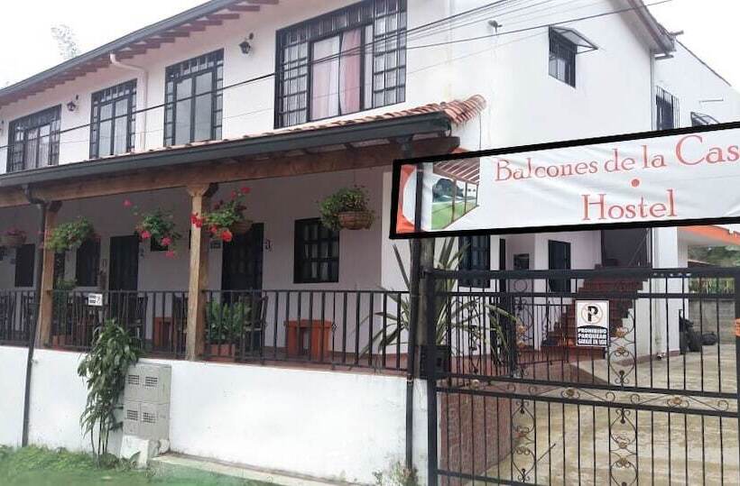 پانسیون Balcones De La Casona Hostel