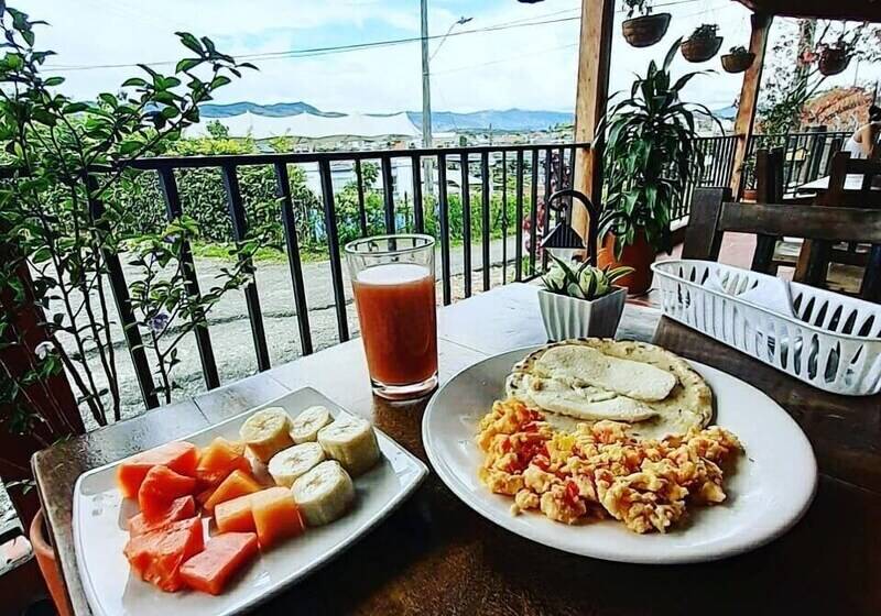 پانسیون Balcones De La Casona Hostel