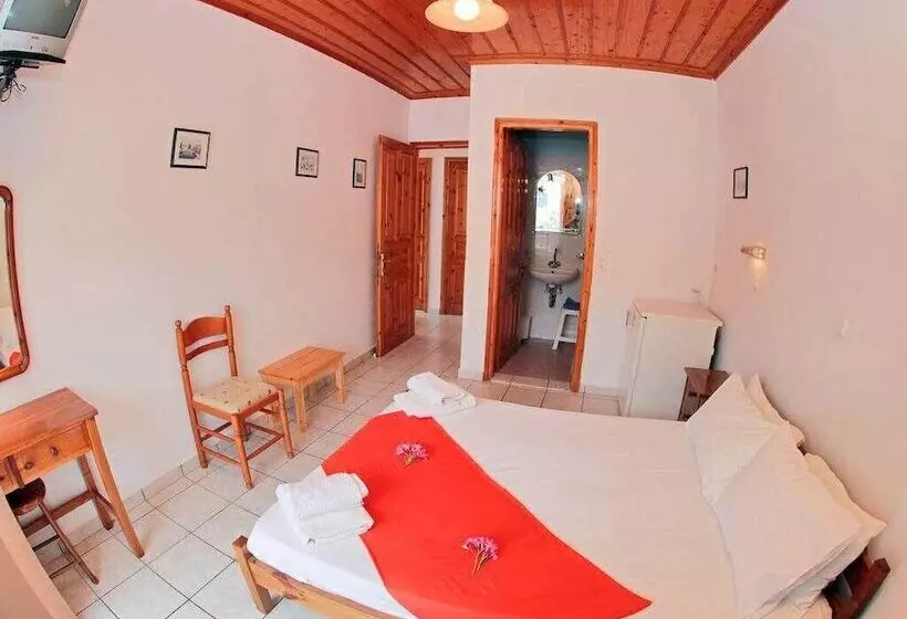 پانسیون Glaros Guesthouse