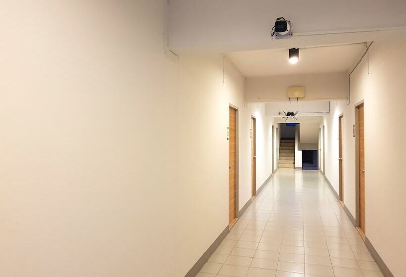 پانسیون Kwan Riam Mansion