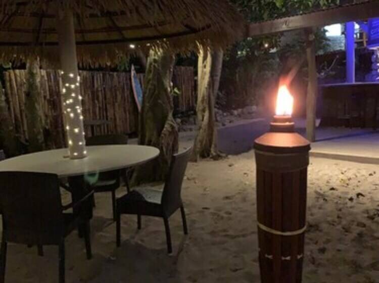 Escape Boutique Hotel And Beach Bar