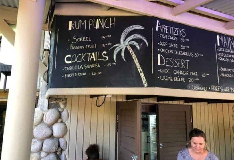 Escape Boutique Hotel And Beach Bar