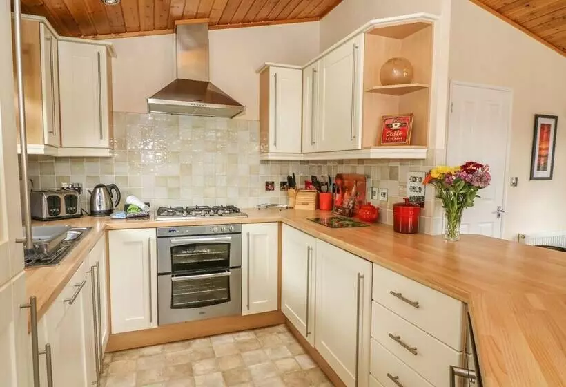 Fellview Lodge