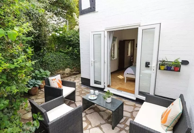 Fox Cottage