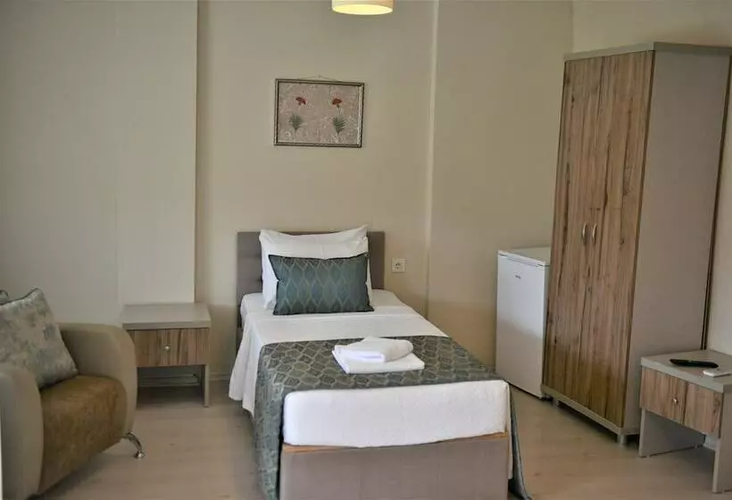 簡易ホテル Ada Marin