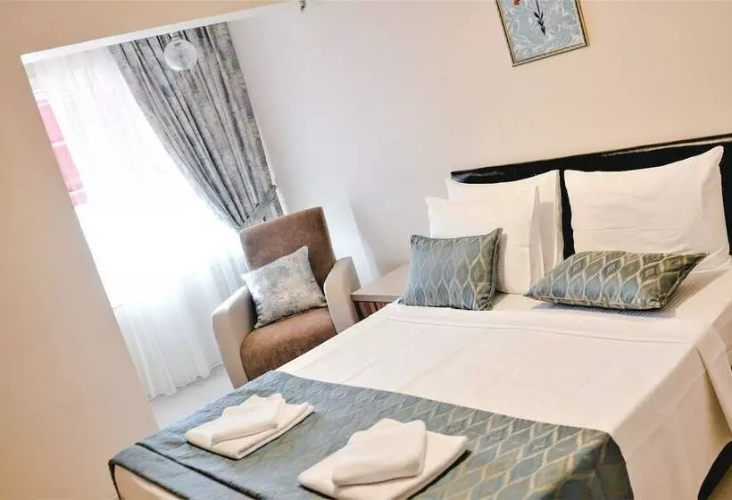 簡易ホテル Ada Marin