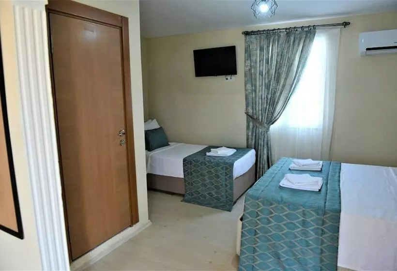 簡易ホテル Ada Marin