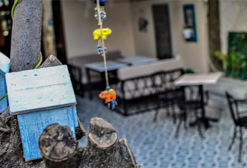 簡易ホテル Ada Marin