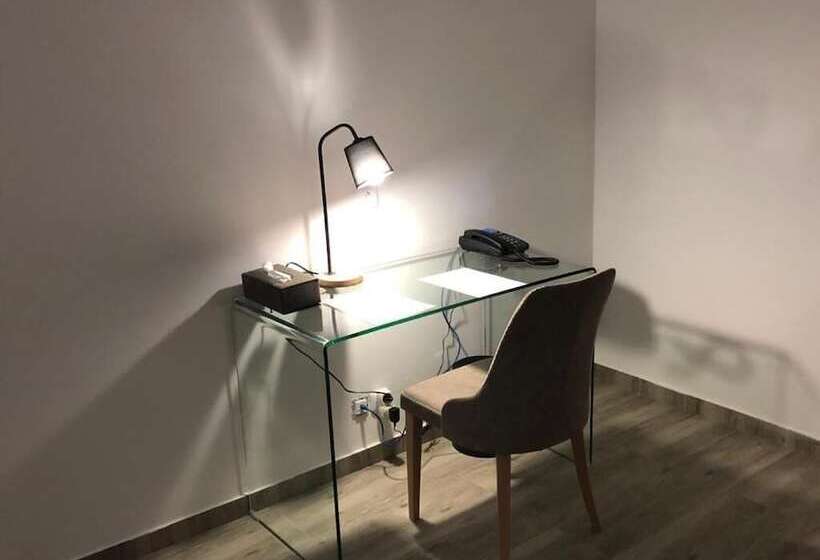 هتل L Adresse Dakar