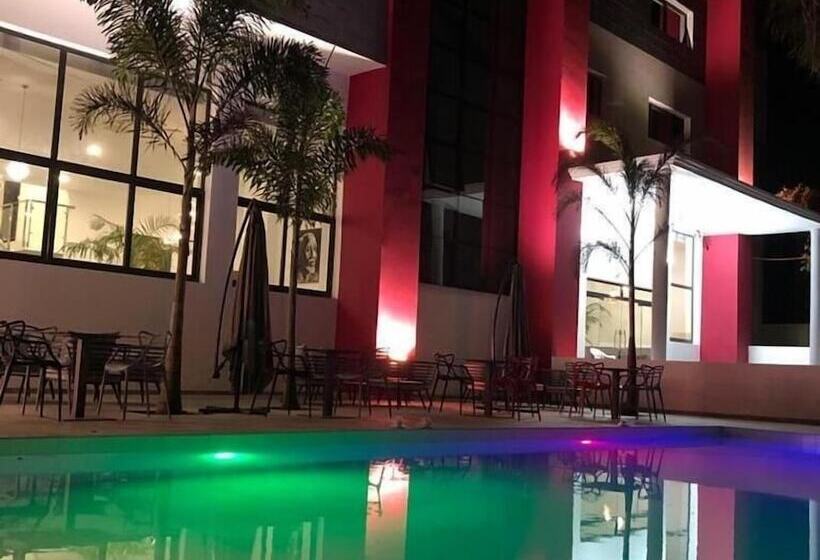 هتل L Adresse Dakar