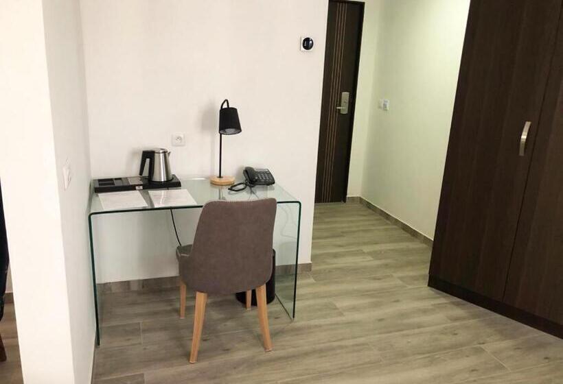 هتل L Adresse Dakar