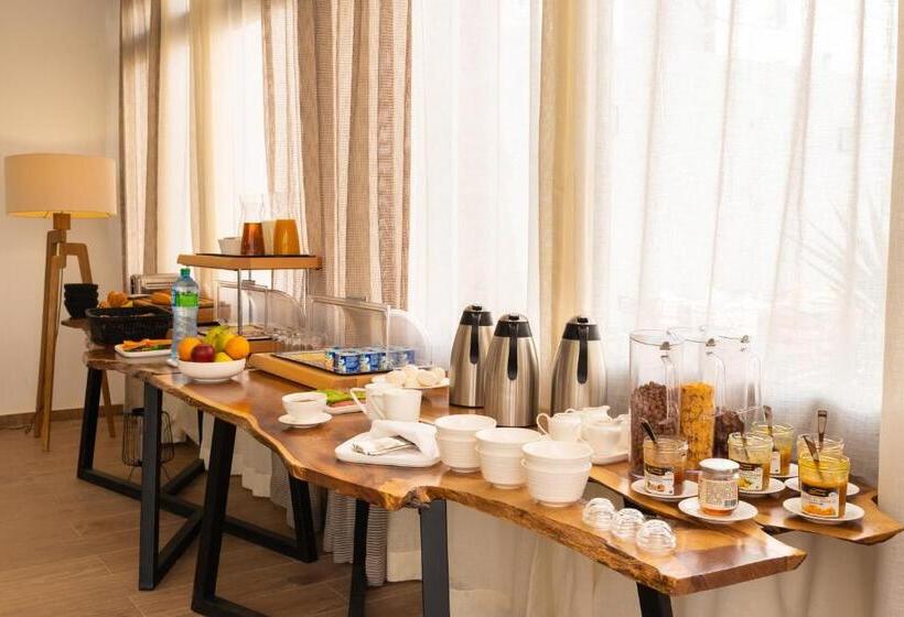 هتل L Adresse Dakar