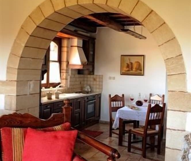 هتل Strofilia Villas