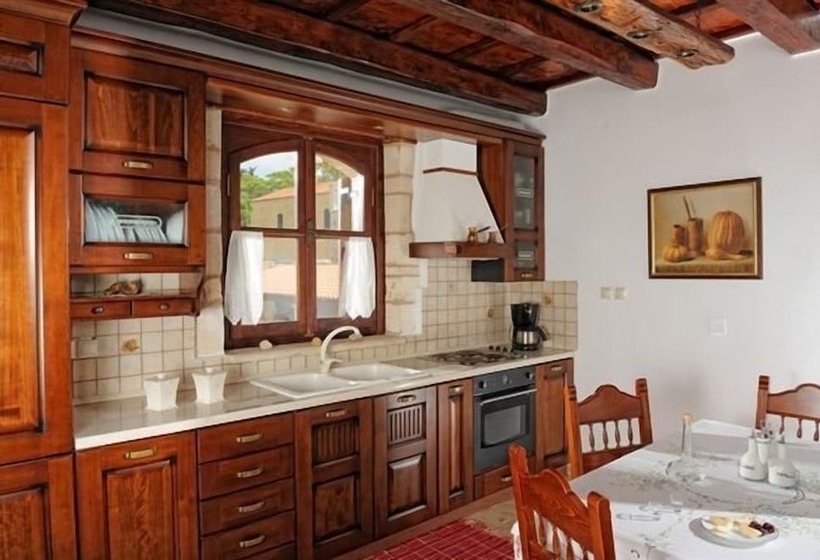 هتل Strofilia Villas