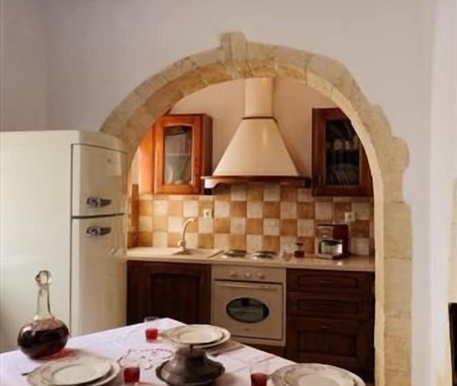 هتل Strofilia Villas