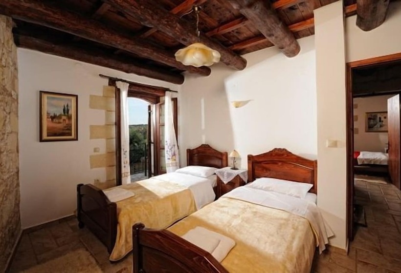 هتل Strofilia Villas