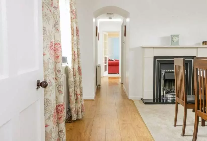 Iona Cottage