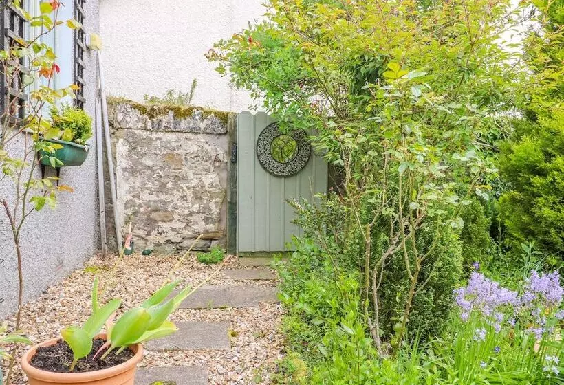 Iona Cottage