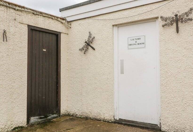 Mews Studio Cottage 5