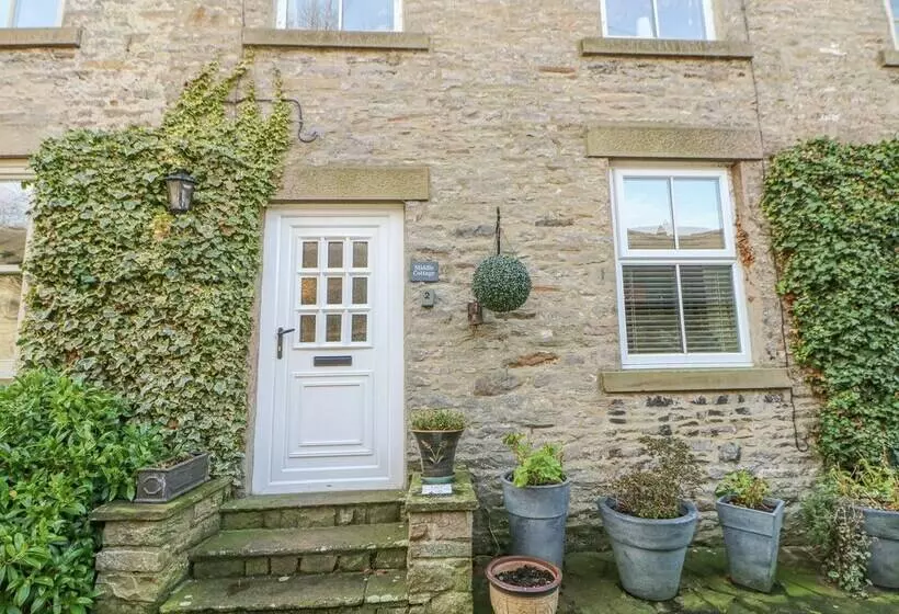 Middle Cottage