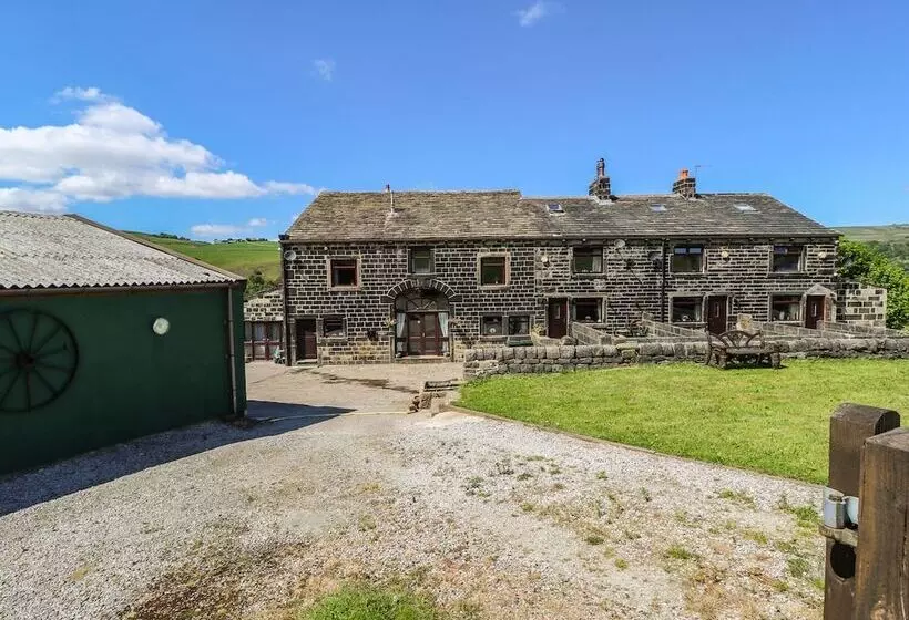 Shoebroad Barn