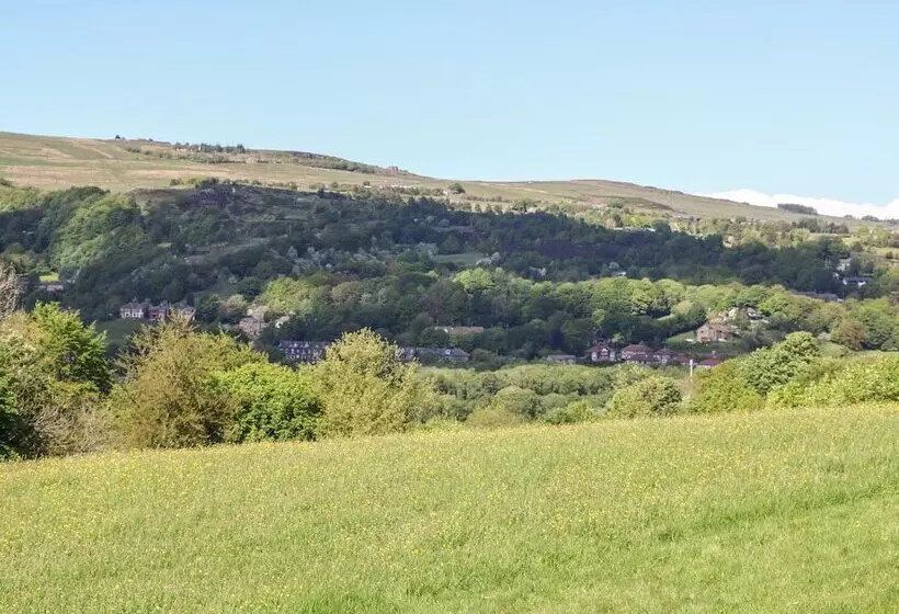 Shoebroad Barn