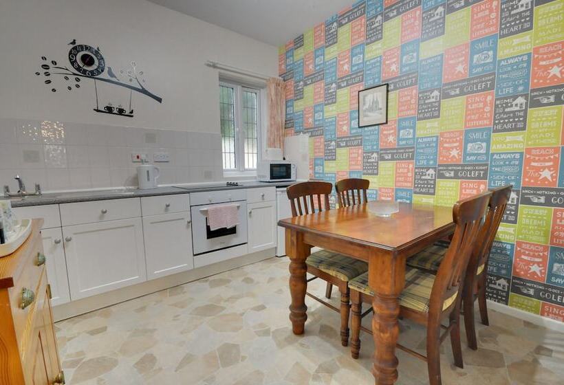 Somerville Coach House 2