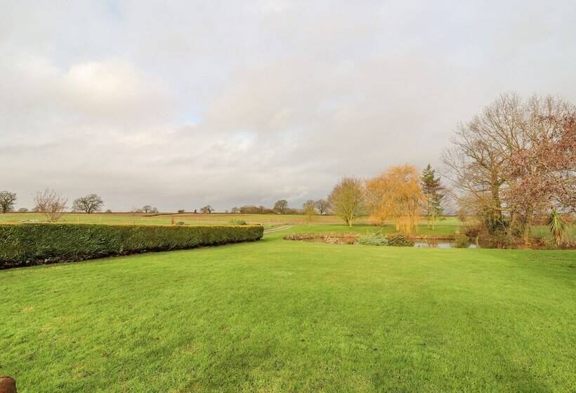 The Manor House At Kenwick Lodge