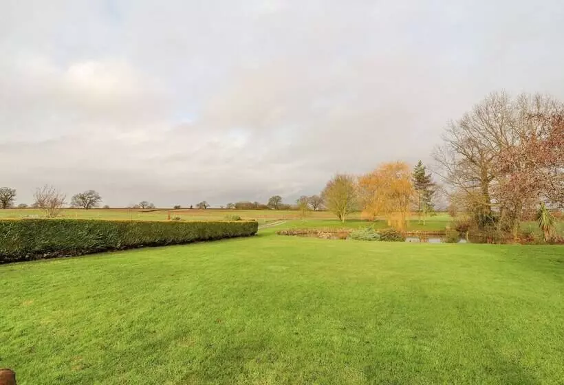 The Manor House At Kenwick Lodge