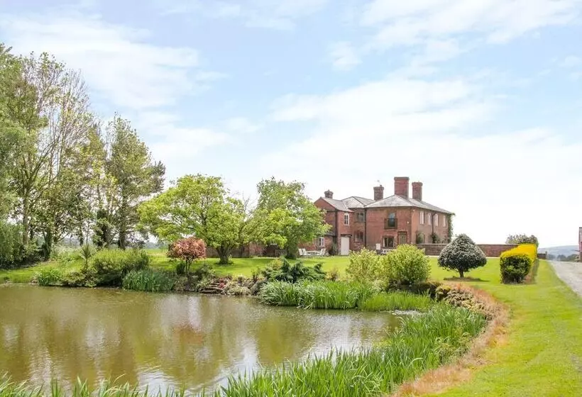 The Manor House At Kenwick Lodge