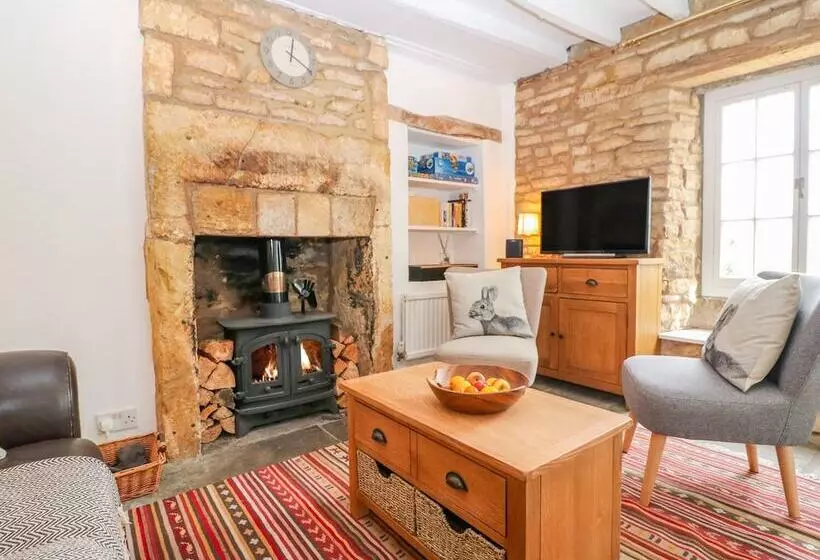 Thrower S Cottage