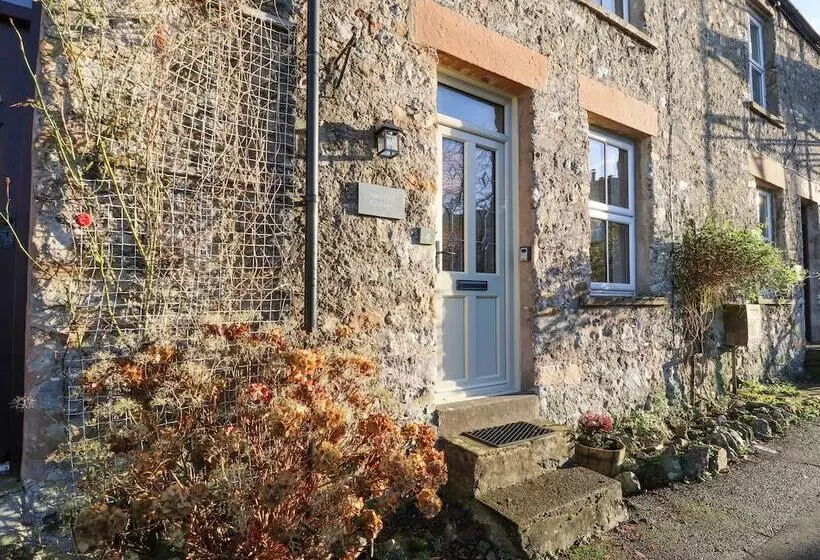 Waterfall Cottage