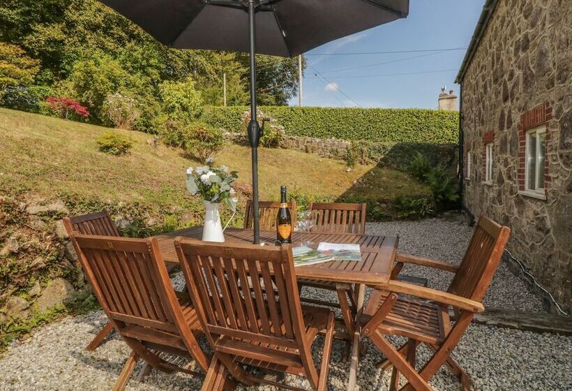 Wingstone Farm Cottage