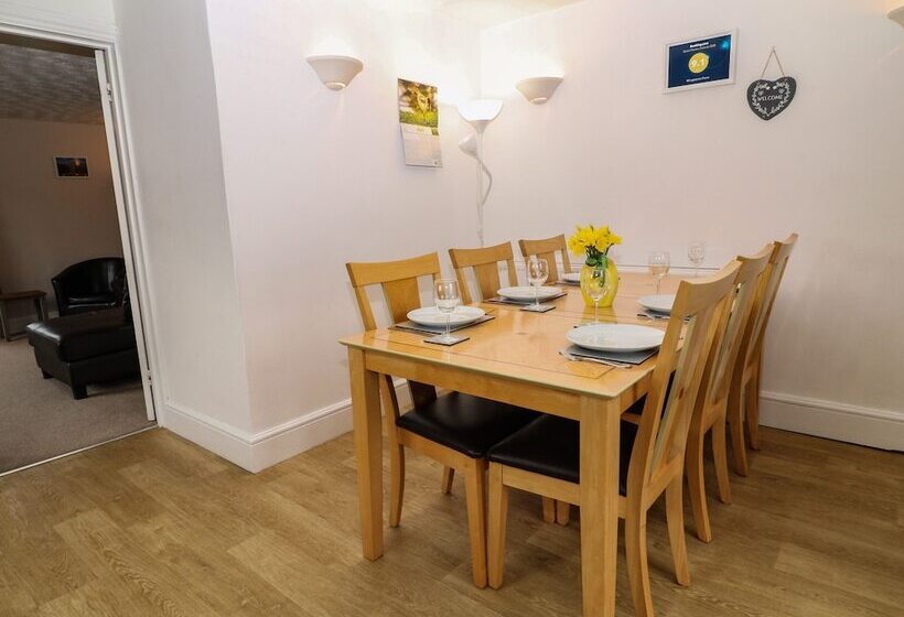 Wingstone Farm Cottage