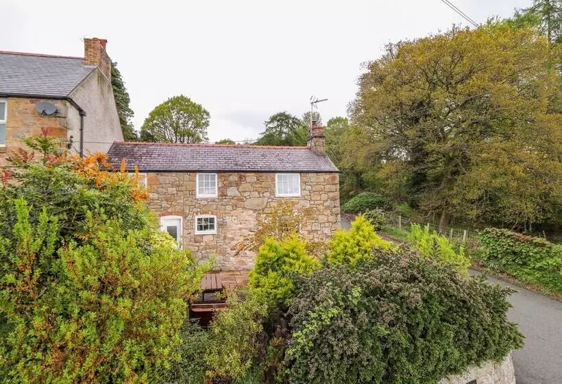 Woodland Cottage