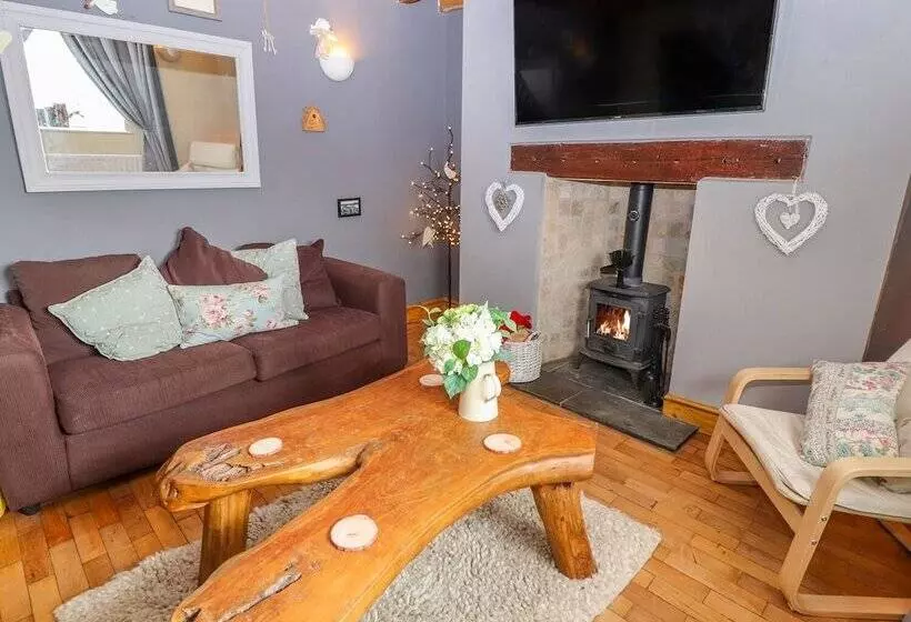 Woodland Cottage