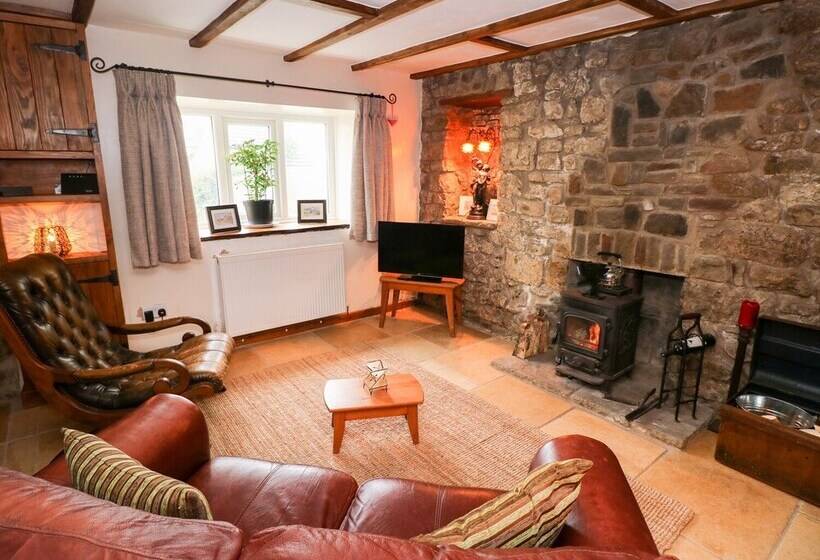 1 Mill Farm Cottages