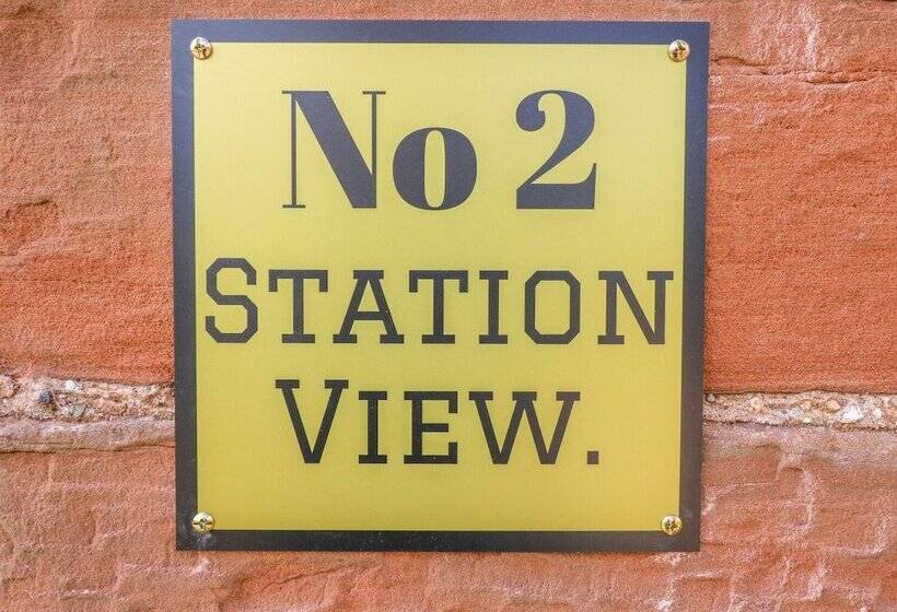2 Station View
