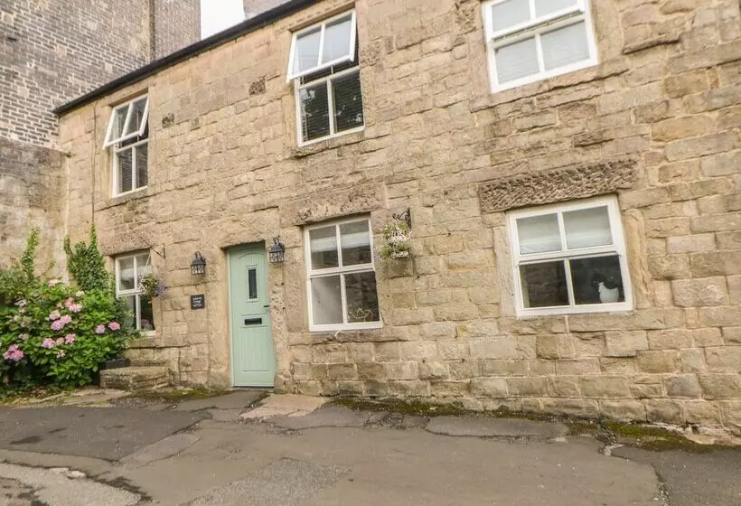 Ardeevin Cottage