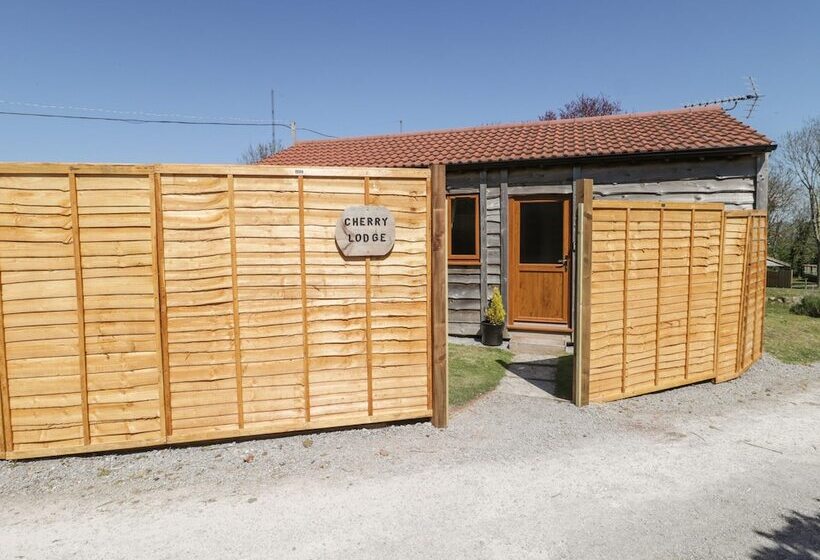 Cherry Lodge