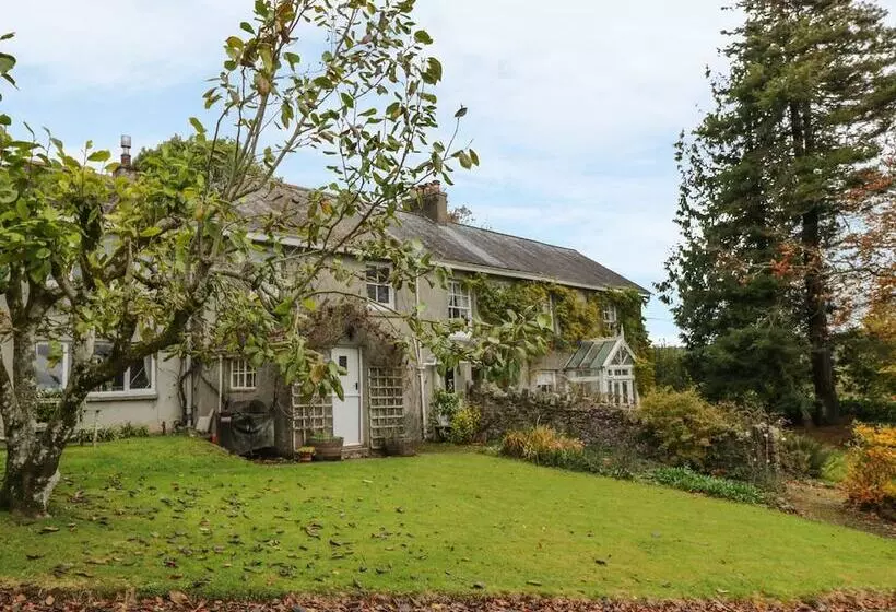 Garfield House